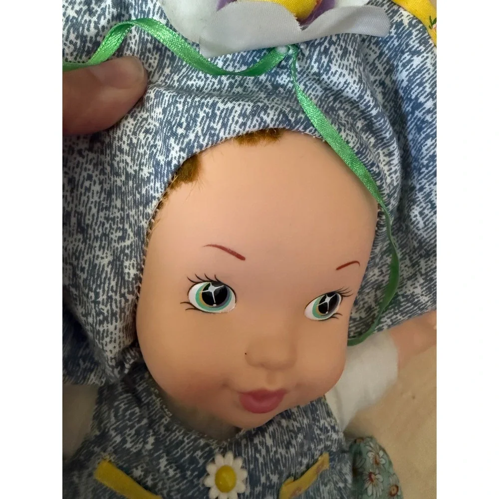 Vintage 1997 talking cloth doll plastic‎ head I love you mommy my first doll